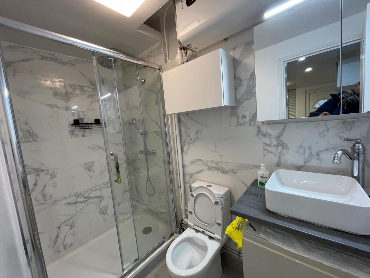 Maisonette De 25M2 A La Porte De Paris Gentilly Exterior foto